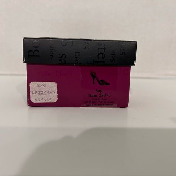 Just The Right Shoe “Zap" - Picture 6 of 6